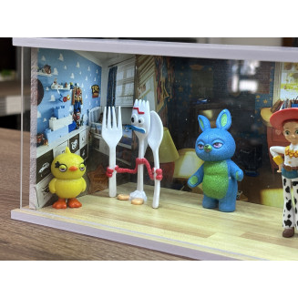 Toy Story téma + Karakterek dioráma, LED világítással